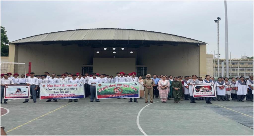 Cleanliness campaign underway in government health institutions Clean environment is very important for healthy life Dr Sangeeta Jain